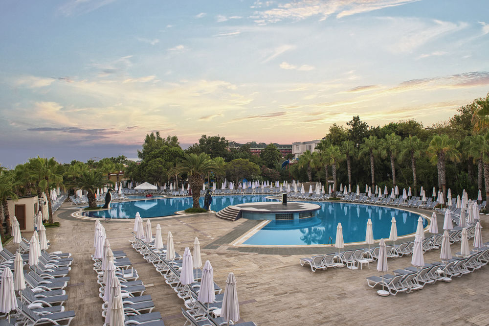 Botanik Hotel And Resort Okurcalar Exterior photo